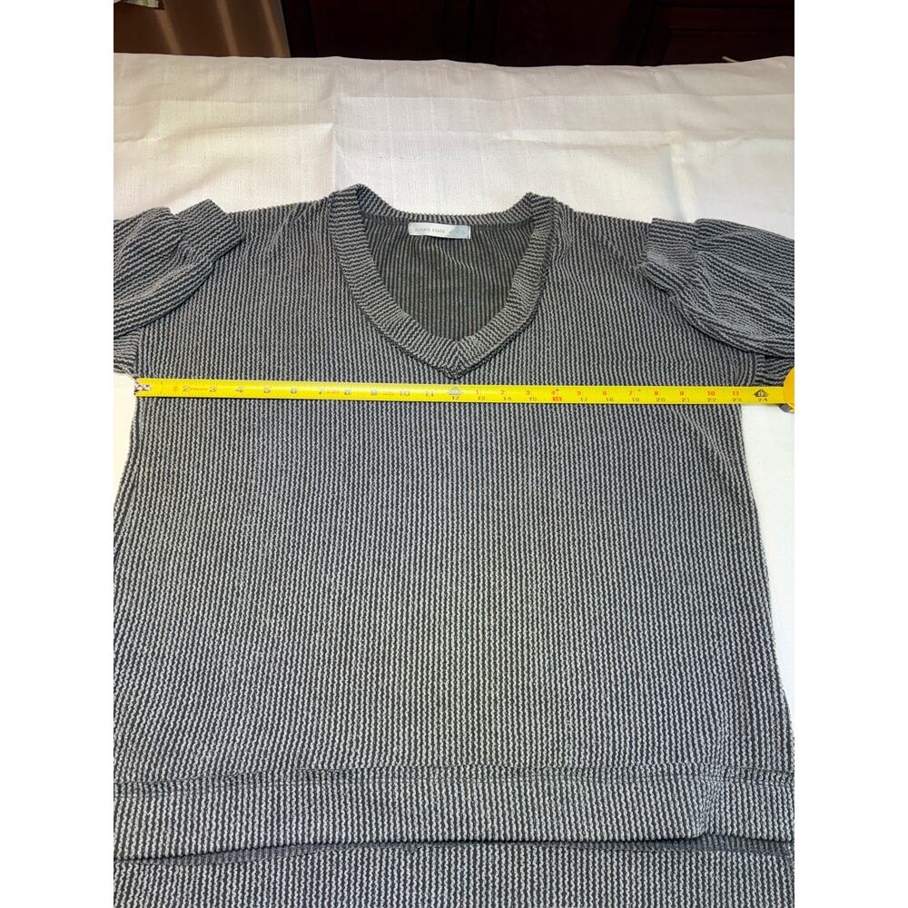 Altar'd State Layne Gray Oversized Ribbed Top Size S - Picture 4 of 10
